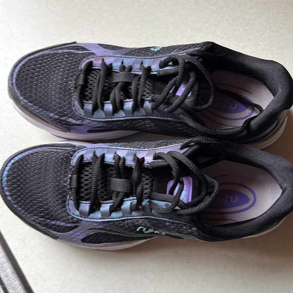 3 for 15 sale 🦃 Ryka tennis shoes - Picture 3 of 4